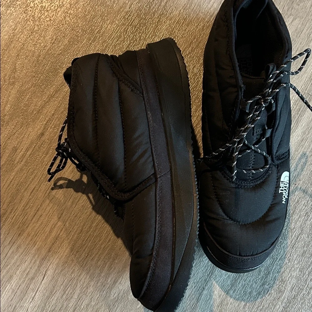 The North Face Chukka Black Quilted Lace-Up Men’s Winter Boots